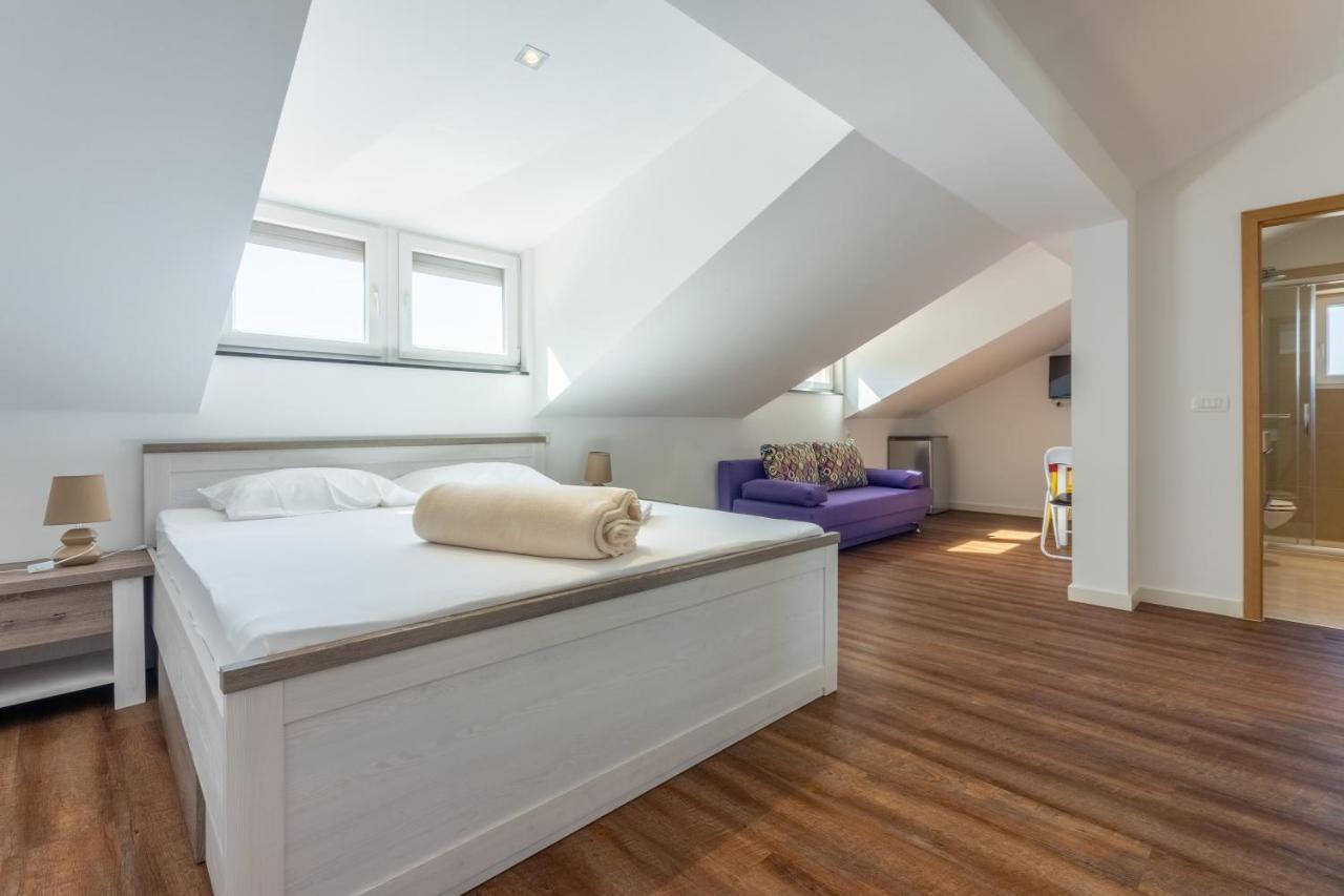Rimac Apartment And Rooms Novi Vinodolski Ngoại thất bức ảnh